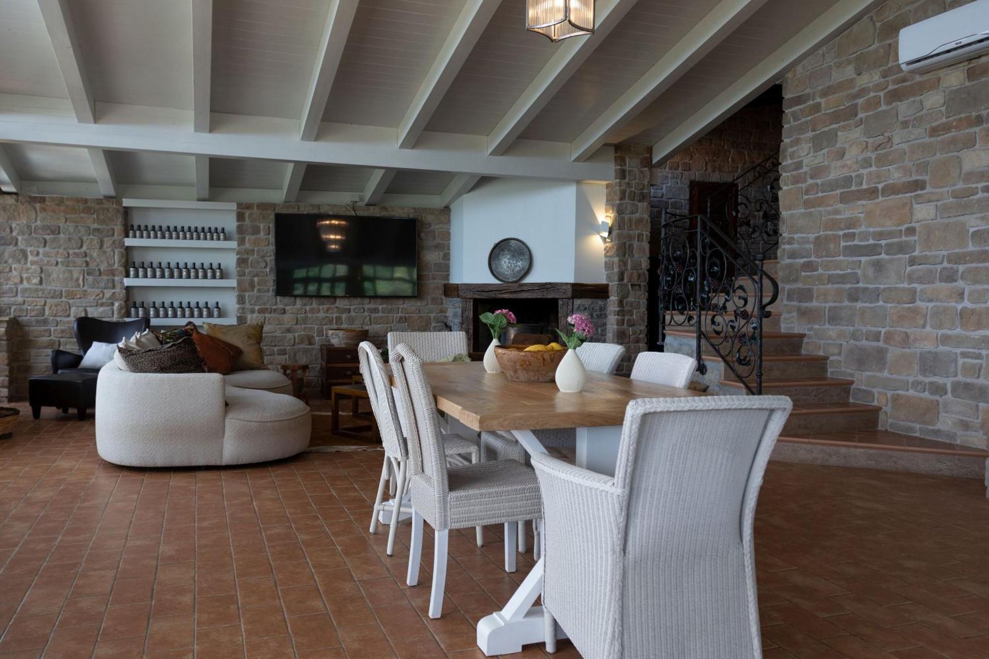 La Pastorella Boutique