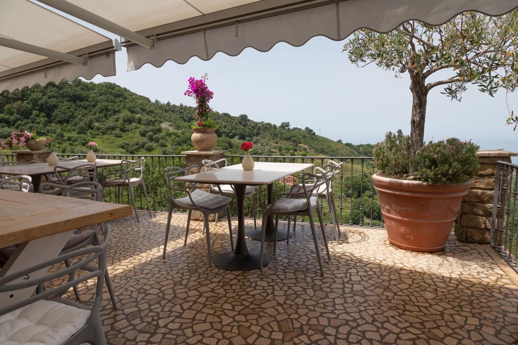 La Pastorella Boutique Hotel Maiera